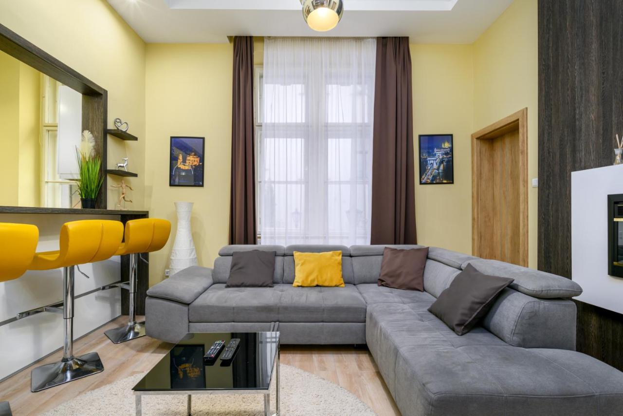 Downtown Deluxe-Two Bedroom Apartment With Sauna Будапешт Экстерьер фото